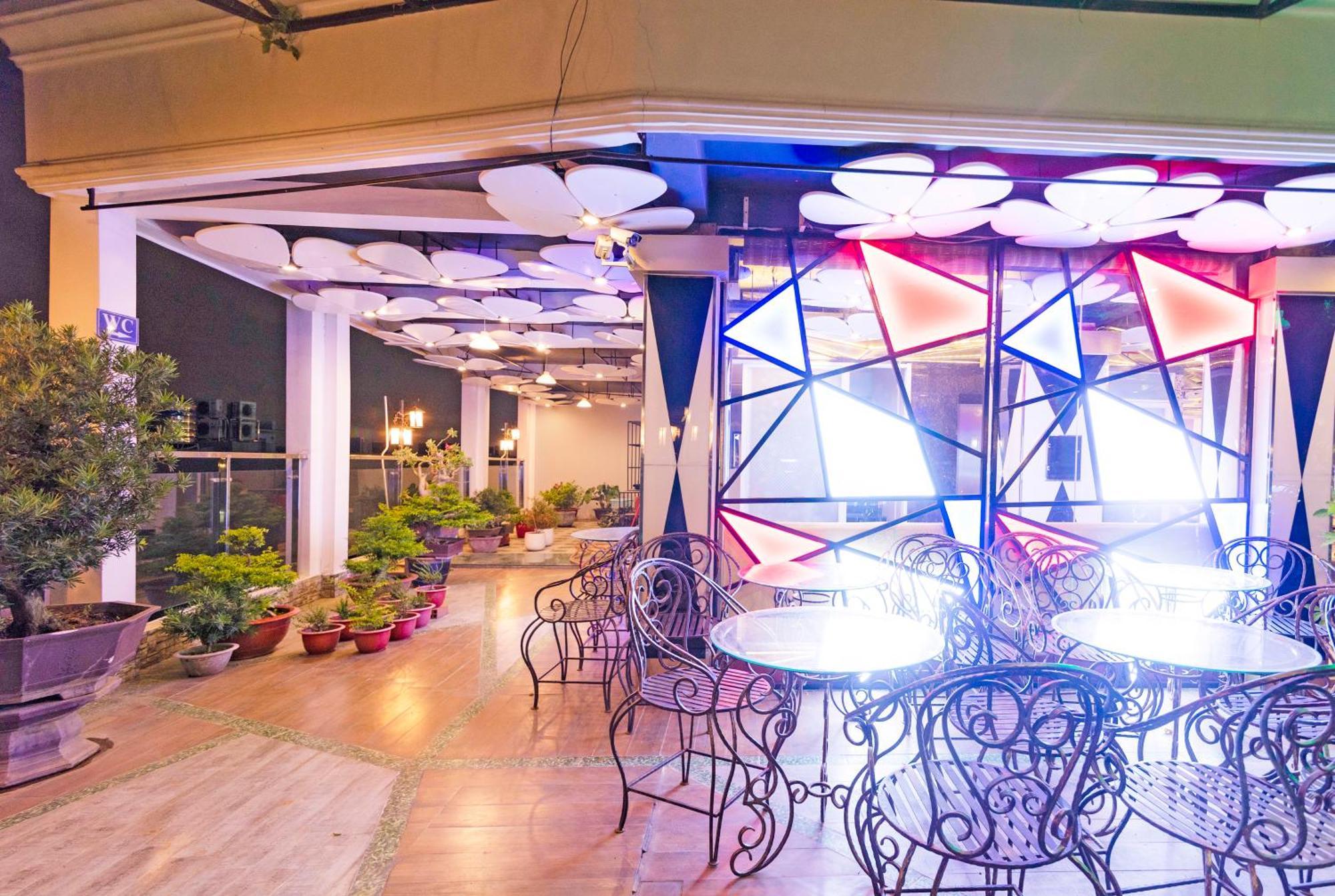 Venus Hotel Ho Chi Minh-stad Buitenkant foto