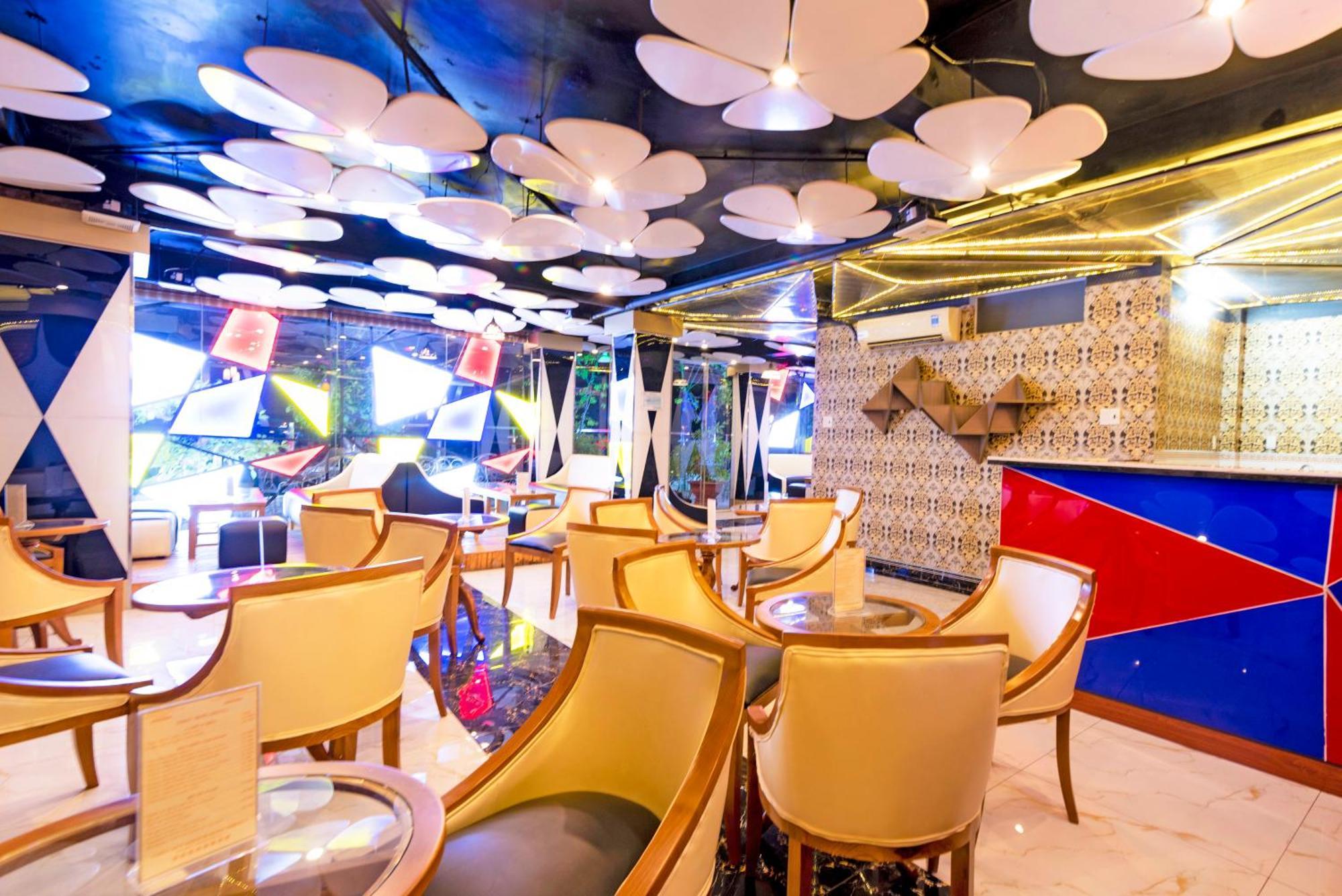 Venus Hotel Ho Chi Minh-stad Buitenkant foto